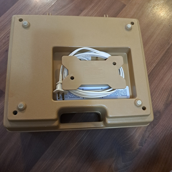 Vintage 1978 Fisher Price Record Player Model 825 Kid Phonograph Turntable Works - Picture 3 of 5